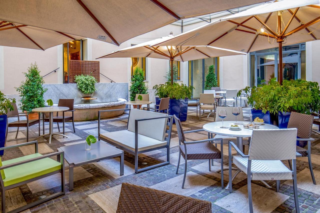 Una Hotels Empire Roma Exterior photo