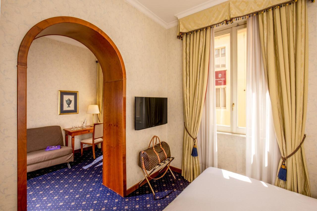Una Hotels Empire Roma Exterior photo