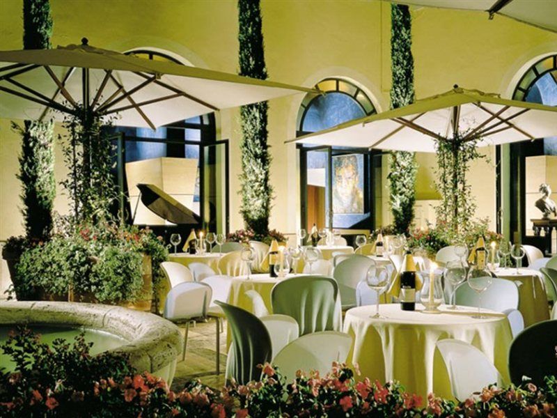 Una Hotels Empire Roma Exterior photo