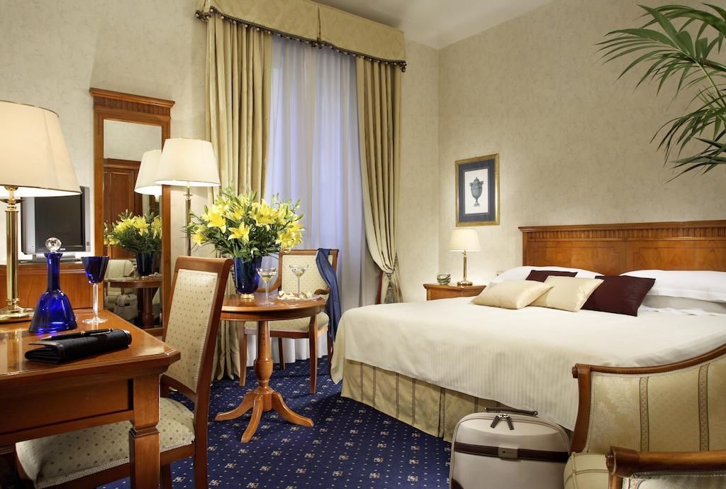 Una Hotels Empire Roma Exterior photo